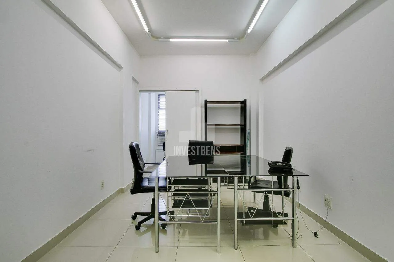 Sala com 25 m² à venda na Avenida Raja Gabaglia - Bairro Estoril