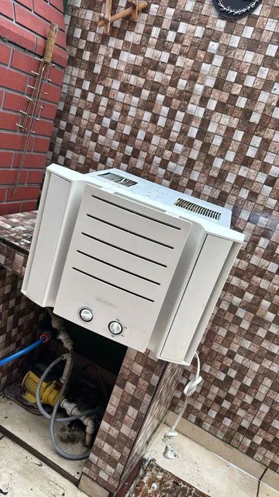 Ar condicionado janela 7500 e 10mil btus - Foto 3