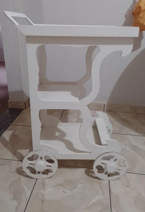Carrinho de mão/cantinho do café branco para organização Provençal