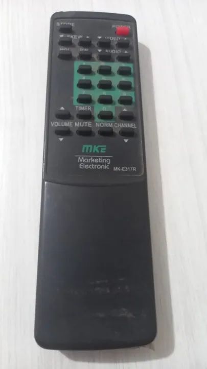 Controle remoto MKE usado.