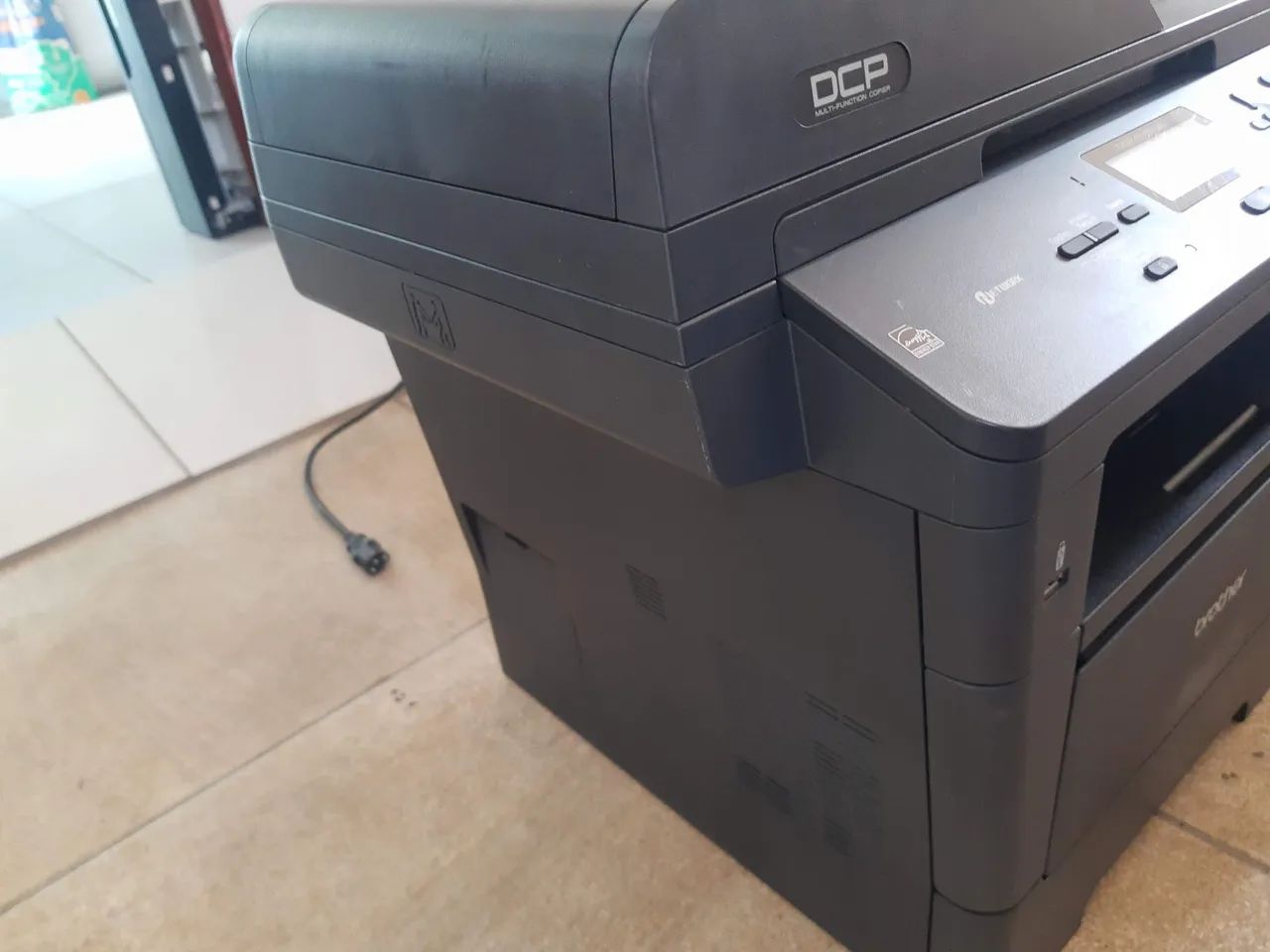 Impressora Multifuncional Brother DCP-8152DN - Foto 2