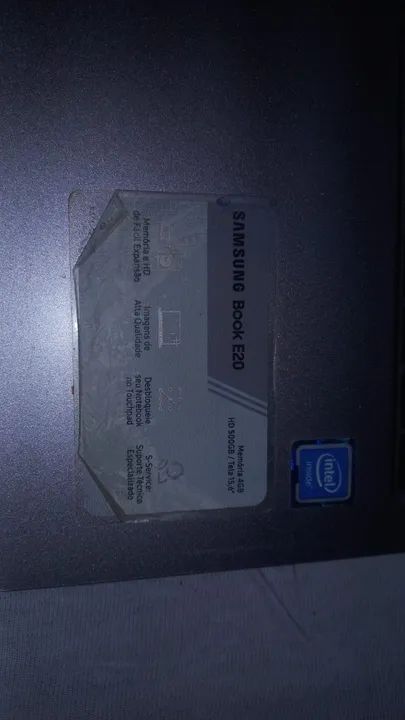 Notebook Samsung Notebook E20  Memória 4GB / HD 500GB / Tela 16,6''