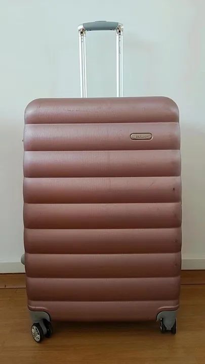 Mala Rígida Grande 360º Metalizada