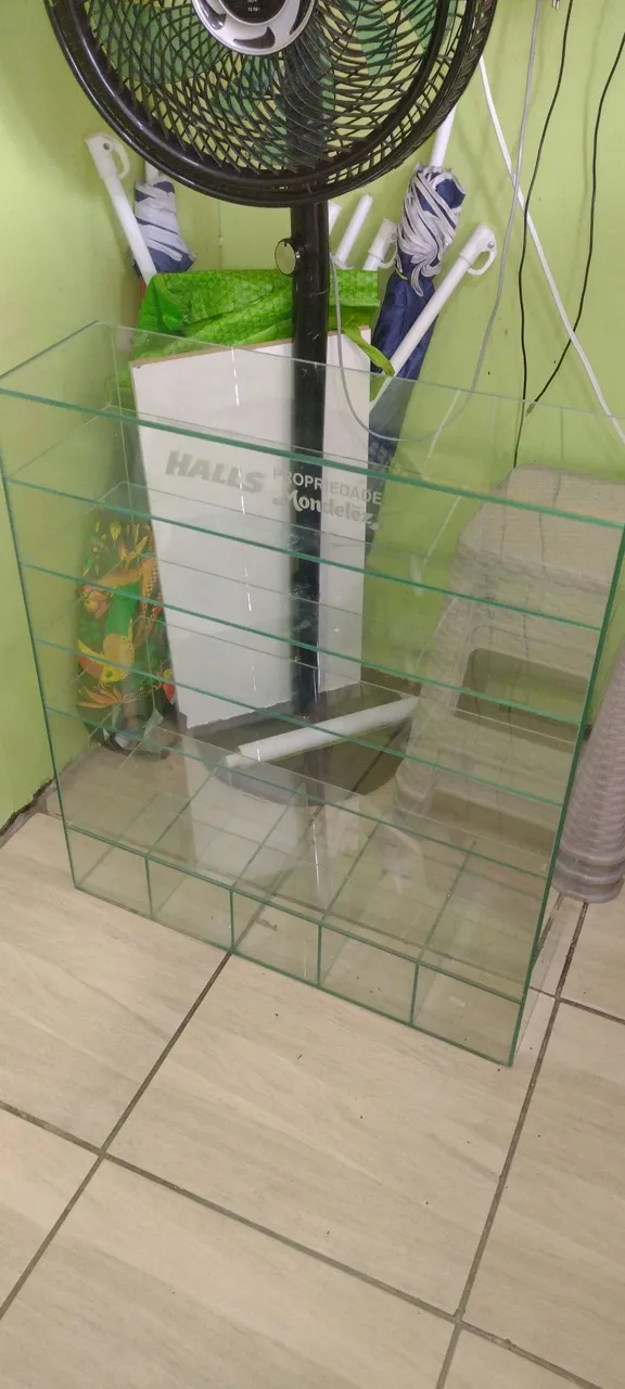 Expositor de Vidro para Comércio