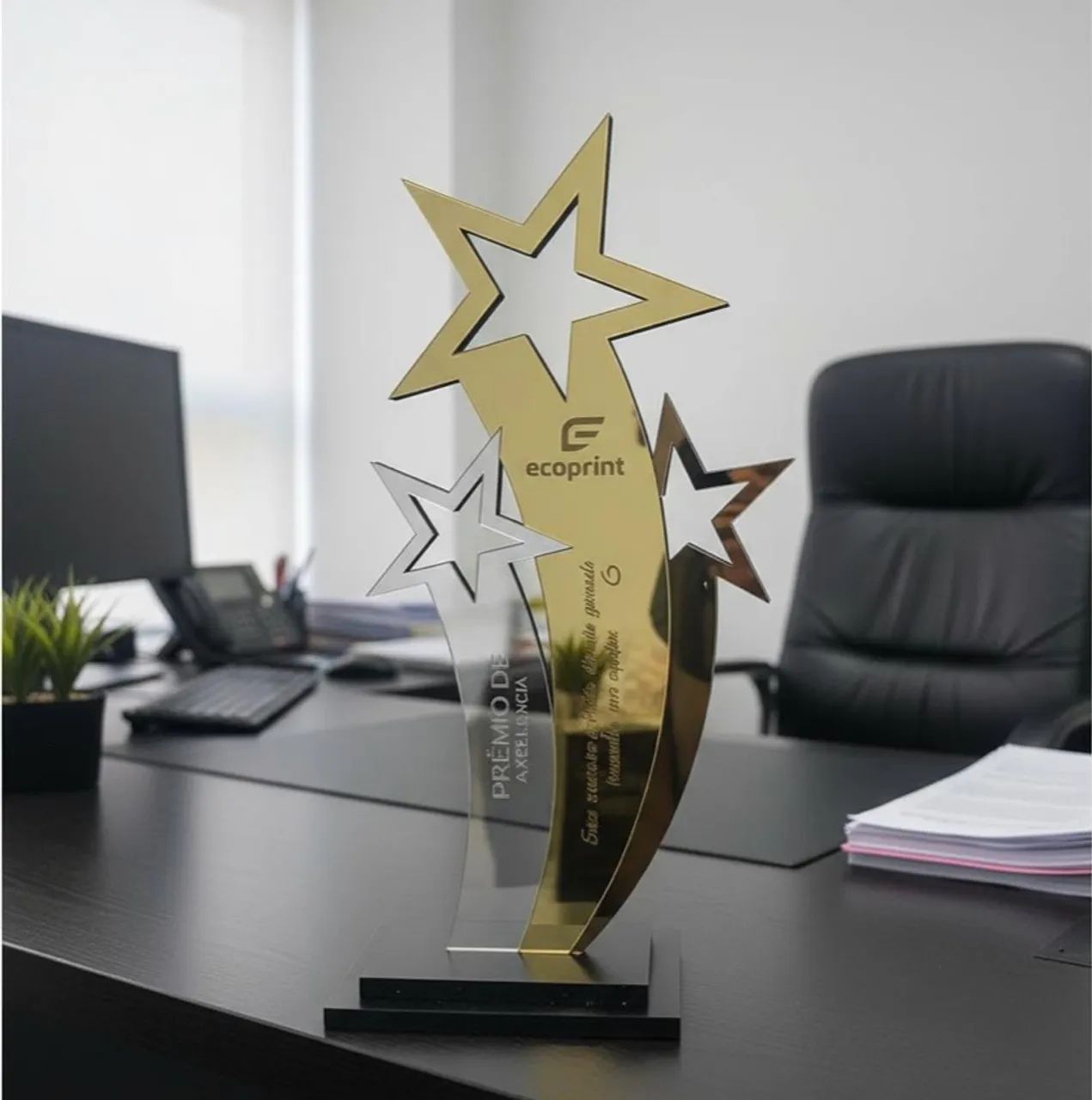 Kit 5 Troféus Personalizados 30cm - Acrílico - Foto 4