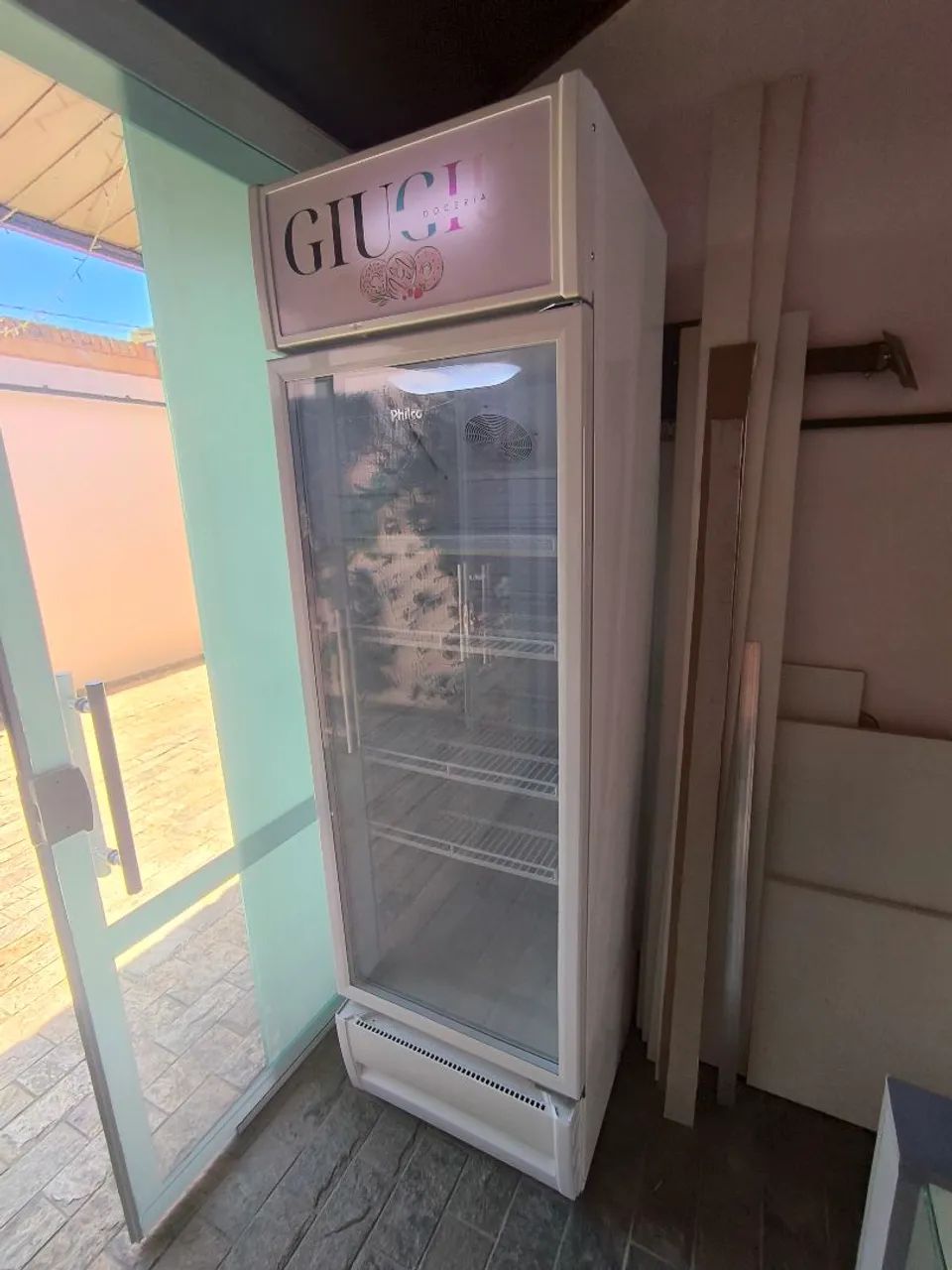 Geladeira Expositora