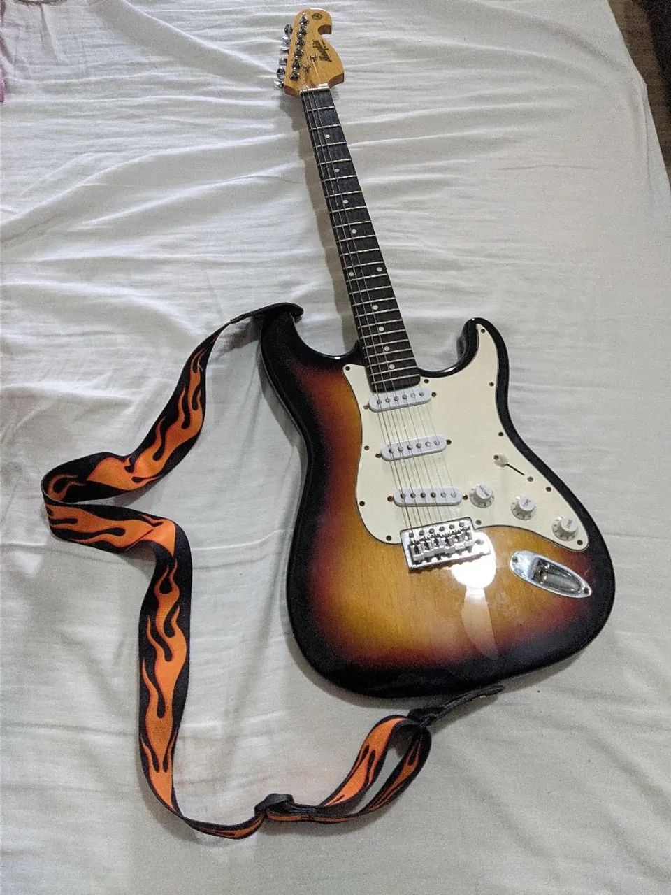 Guitarra e caixa