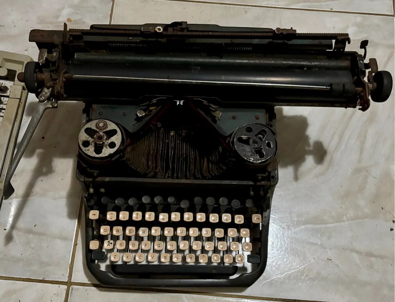 Máquina De Escrever Antiga Remington Rand