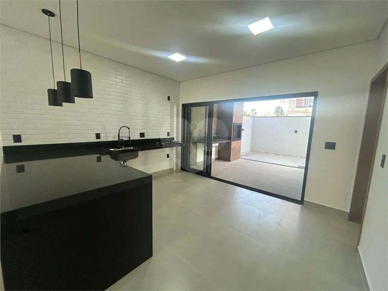 Casa à venda com 3 quartos, sendo 1 suíte, no condomínio Campos do Conde I e Ii, Sorocaba  - Foto 4