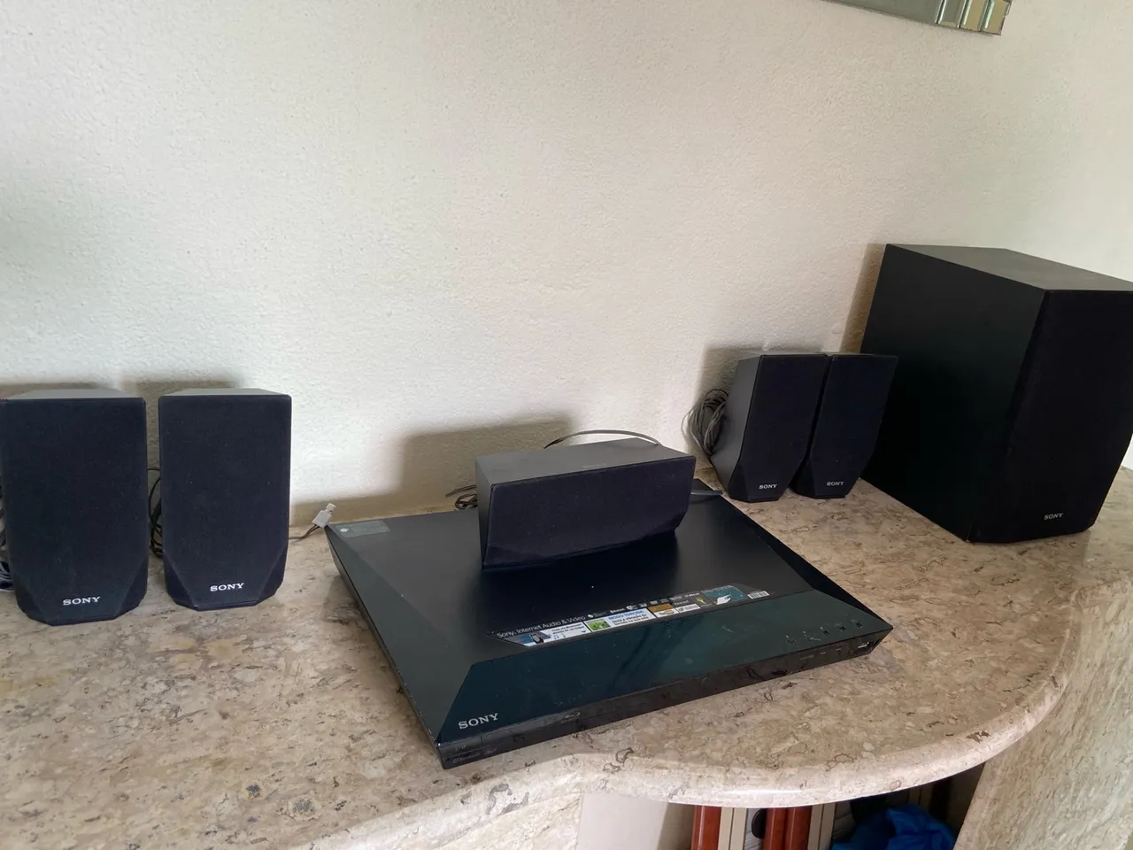 Home Theater Sony BDV 5.1 som de cinema em casa