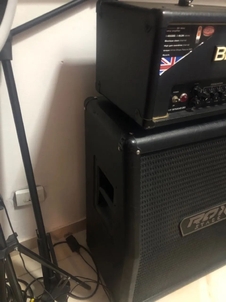 Amplificador Blackstar HT Studio 20 e Caixa Rox Stage 2X12 CELESTION - Foto 3