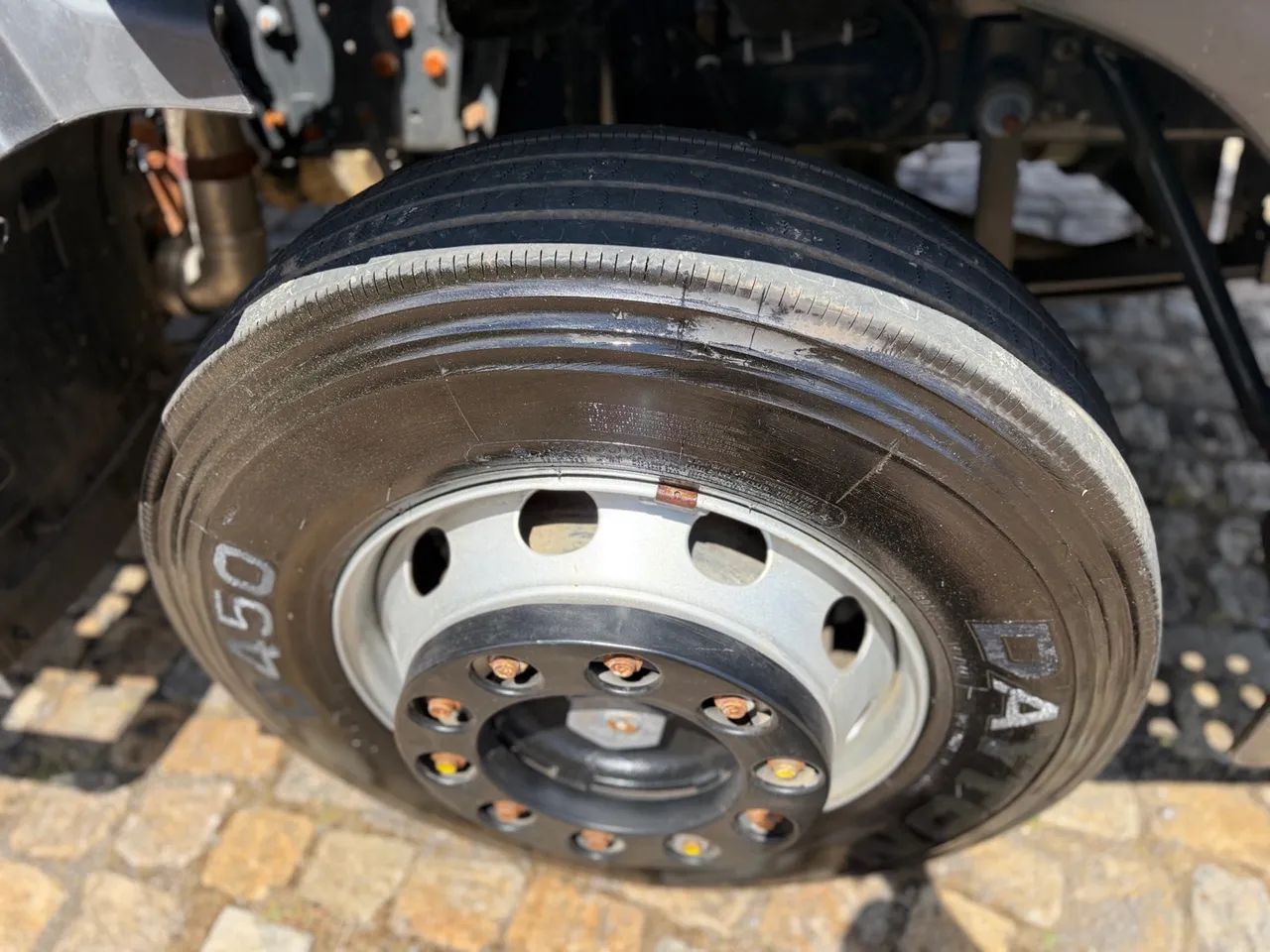 Iveco Tector 170E21 Caçamba - 2019 - Foto 9