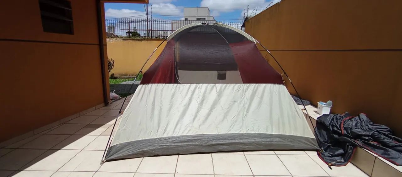 Barraca e Colchões 4 pessoas - Foto 2