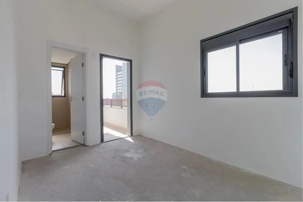 Studio à venda com 26m², 1 quarto e Sacada no Condomínio Nik Paulista na Rua Augusta 1088