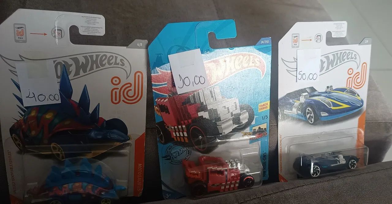 Carrinhos Hotwheels Novos preços variados  - Foto 3