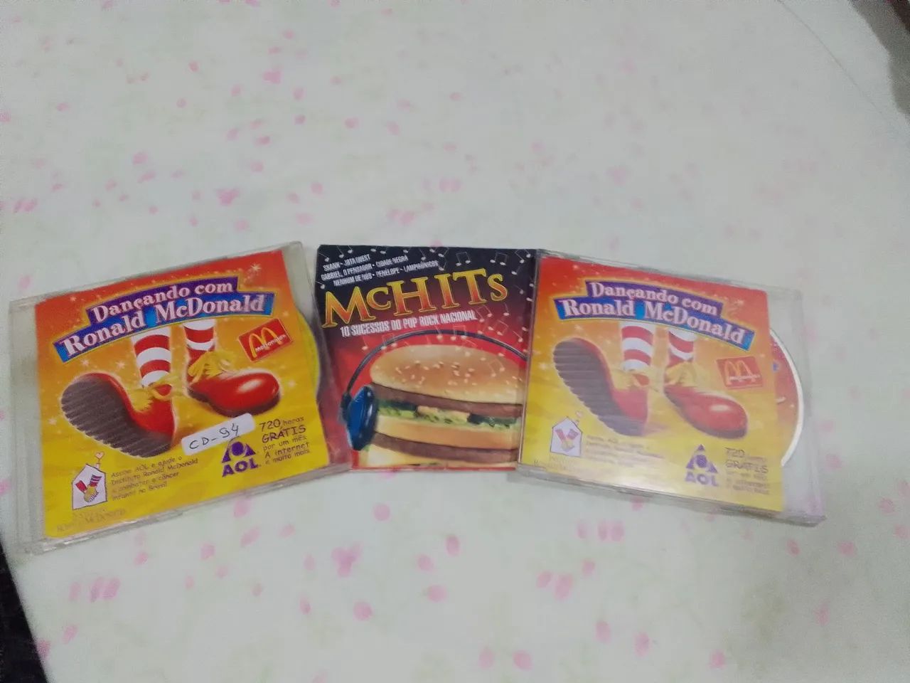 CDs Dançando com Ronald McDonald - MCHits