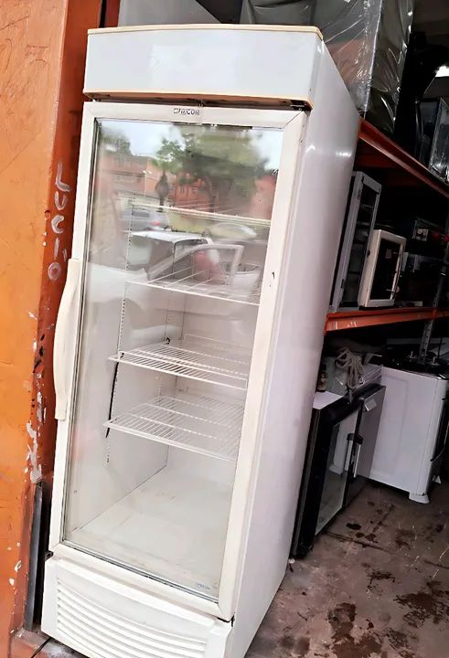 Geladeira porta de vidro Fricon 560L 220v com garantia 