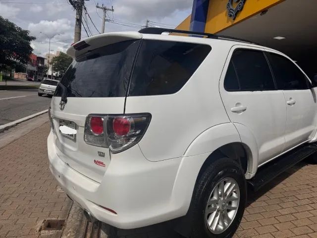 Hilux Sw4 Sr 4x2 2.7 flex automatica - Foto 3