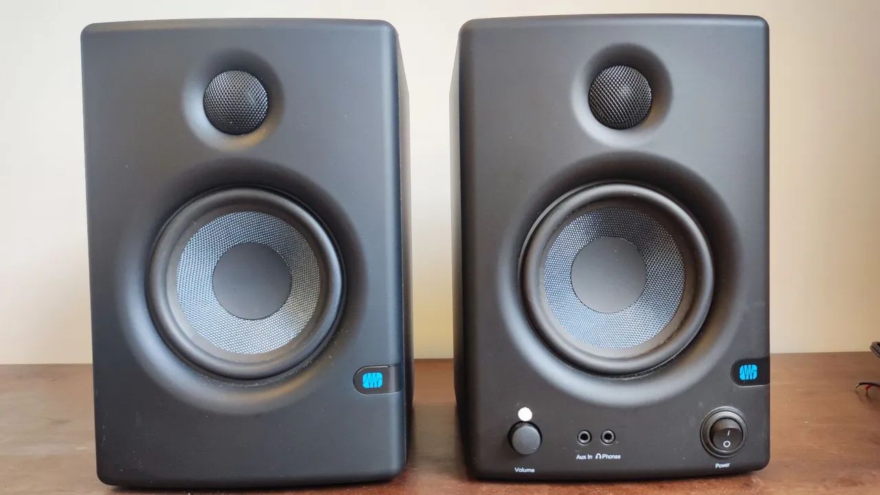 PreSonus Eris E4.5 - Monitores de estúdio nearfield bidirecionais de 4,5 polegadas (par)