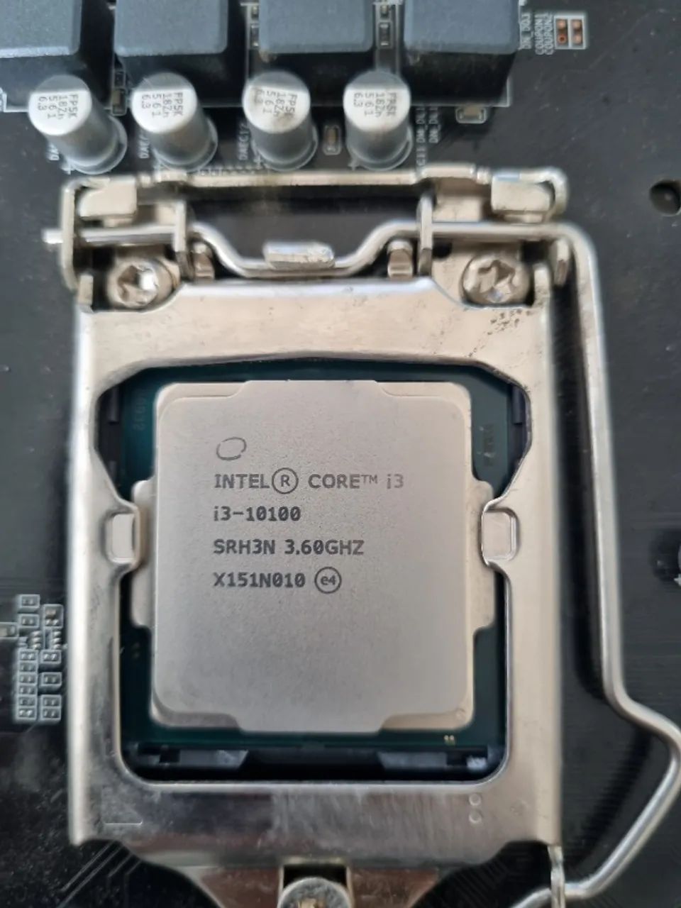 Processador Intel I3 10100 - vídeo integrado