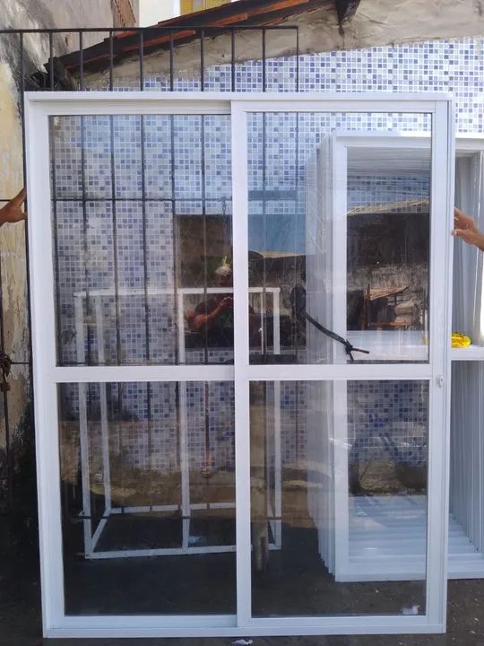 porta corrediça 1,60X2,10 alumínio branco 