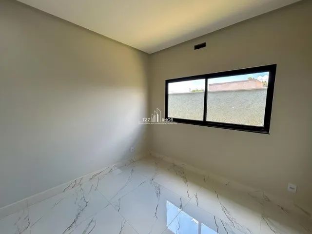 Excelente casa térrea com 3 suítes Sendo uma master com Armários. - Foto 12