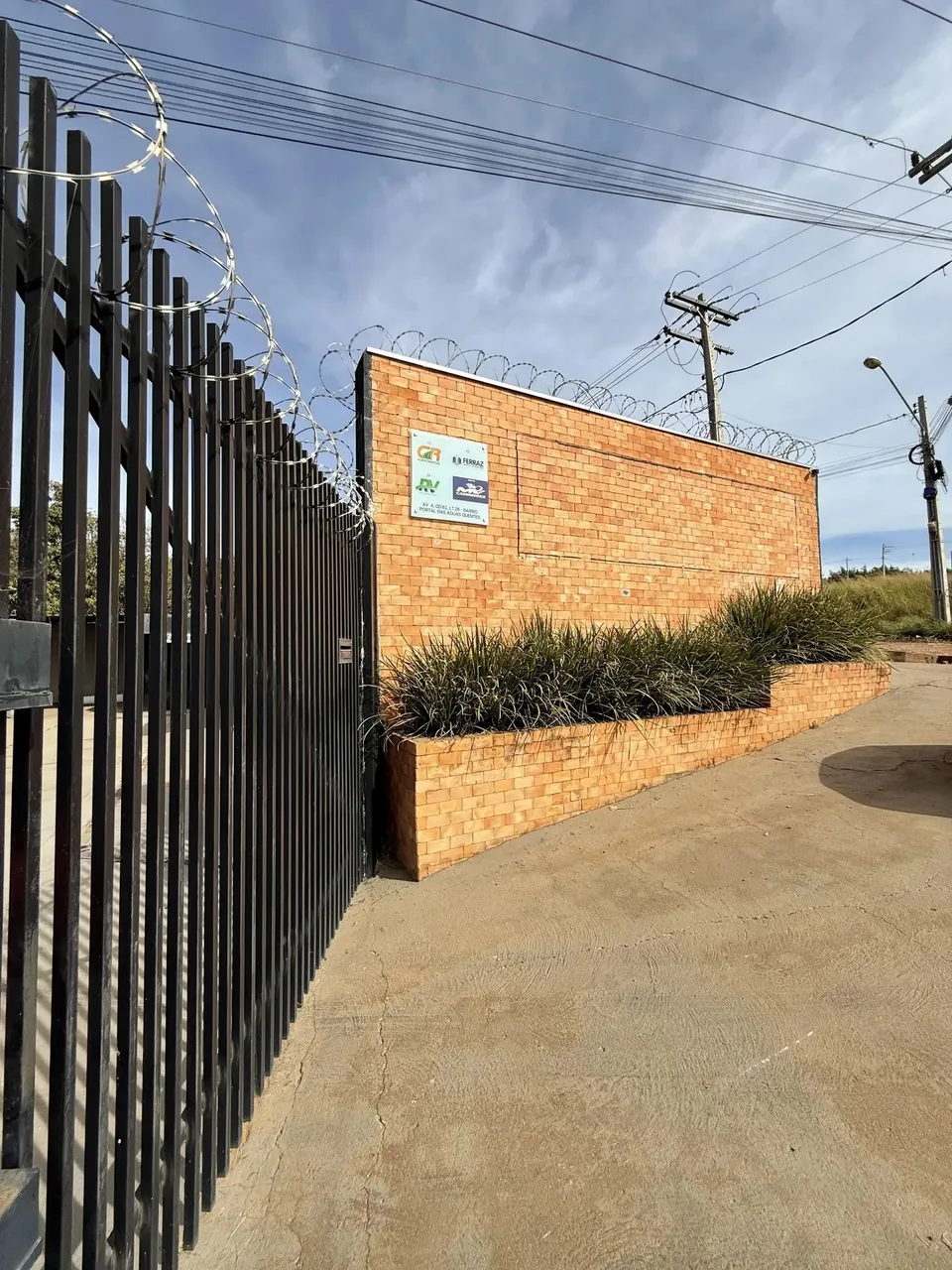 OPORTUNIDADE IMÓVEL NA GO ENTRADA DE CALDAS ÁREA 1750M2 - Caldas Novas - GO