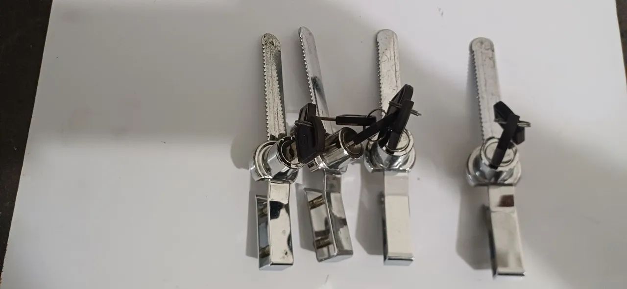  4 Fechaduras para Vitrine com Chave - Foto 3