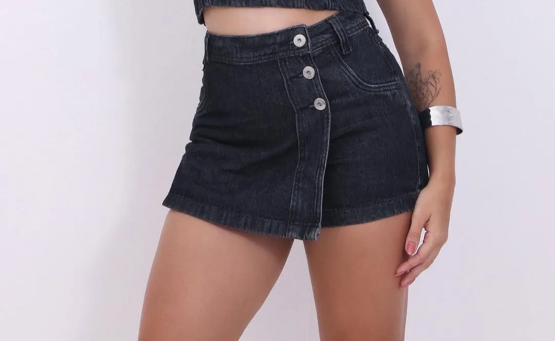 Short Saia Jeans Preta - Tamanho 40