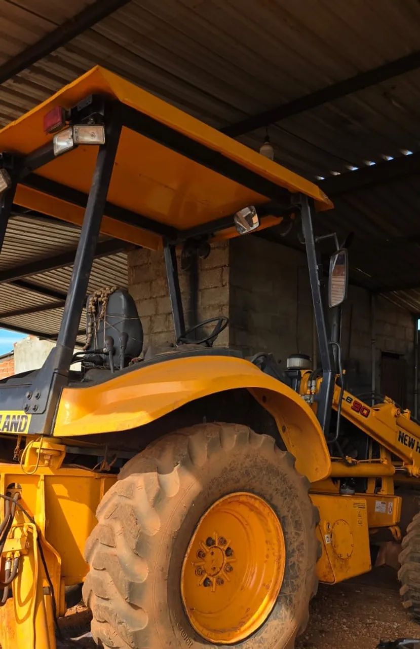 NEW HOLLAND LB90 4X2 2005 - Foto 2