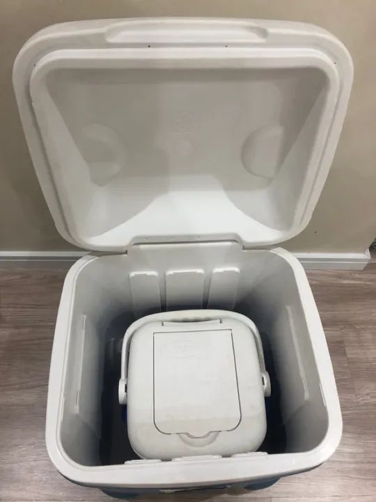 Caixa Térmica Ice Cube MaxCold 66L - Foto 4