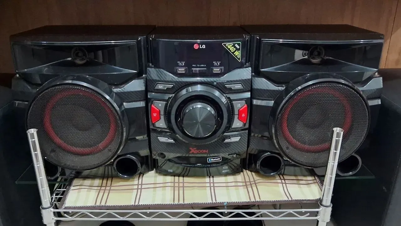 Aparelho de som xboom semi novo