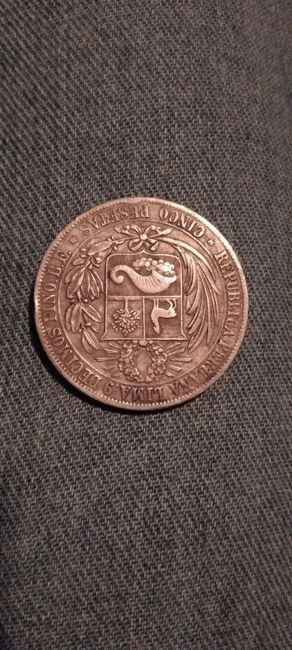 Moeda de prata antiga peruana 1880 5 pesetas - Foto 2