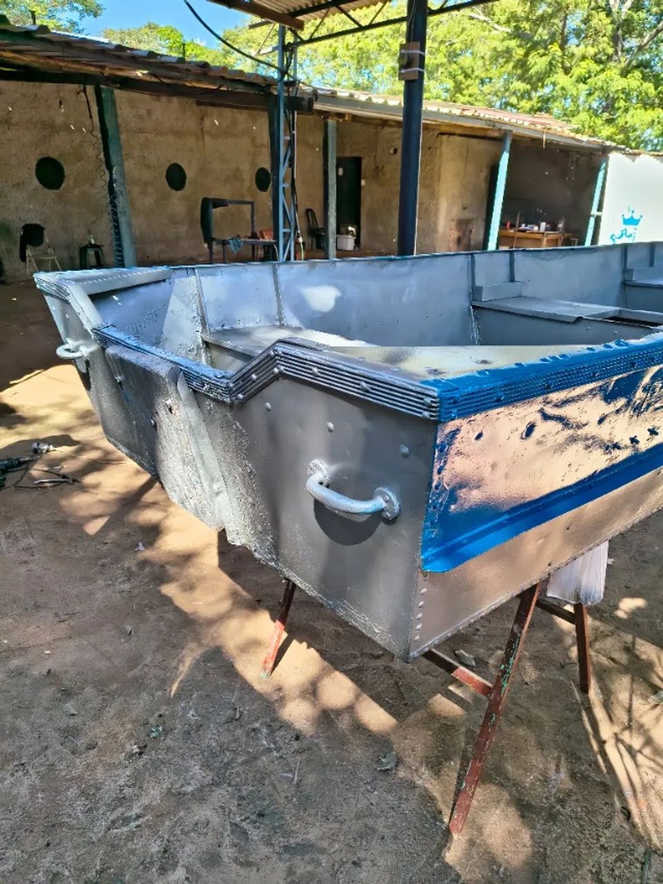 Canoa de aluminio conservada  5/5mts .Valor Pix 4.000 - Foto 5