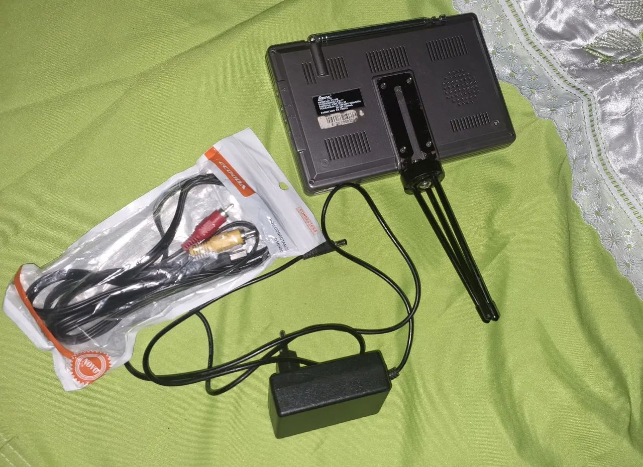 TV LCD 7 polegadas com tela LCD  - Foto 4