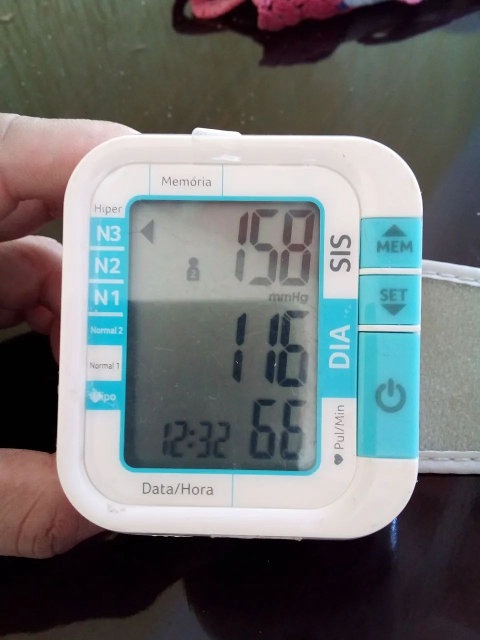 Aparelho de Medição de Pressão Arterial Automático
