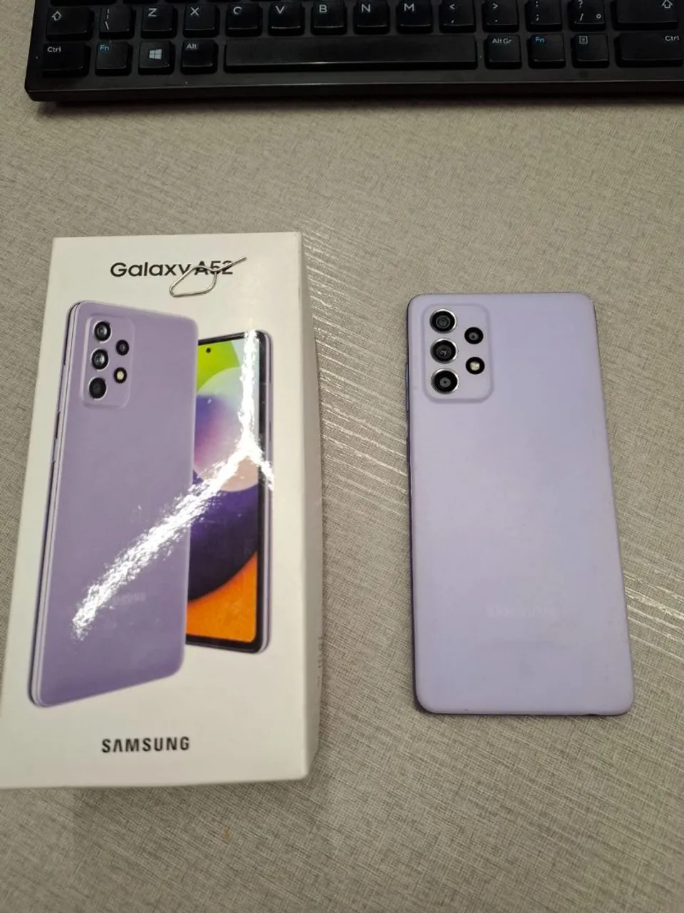 Samsung a52 em ótimo estado