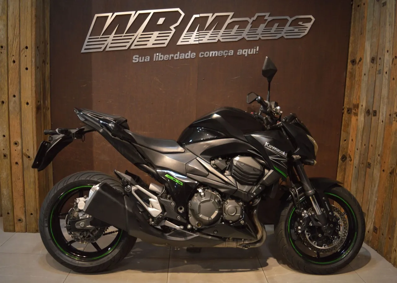 Motos KAWASAKI Z-800 no Brasil