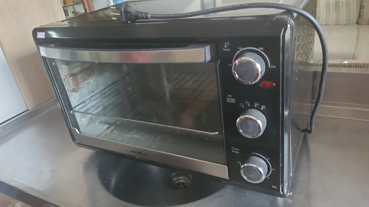 Forno Elétrico Britânia 44L