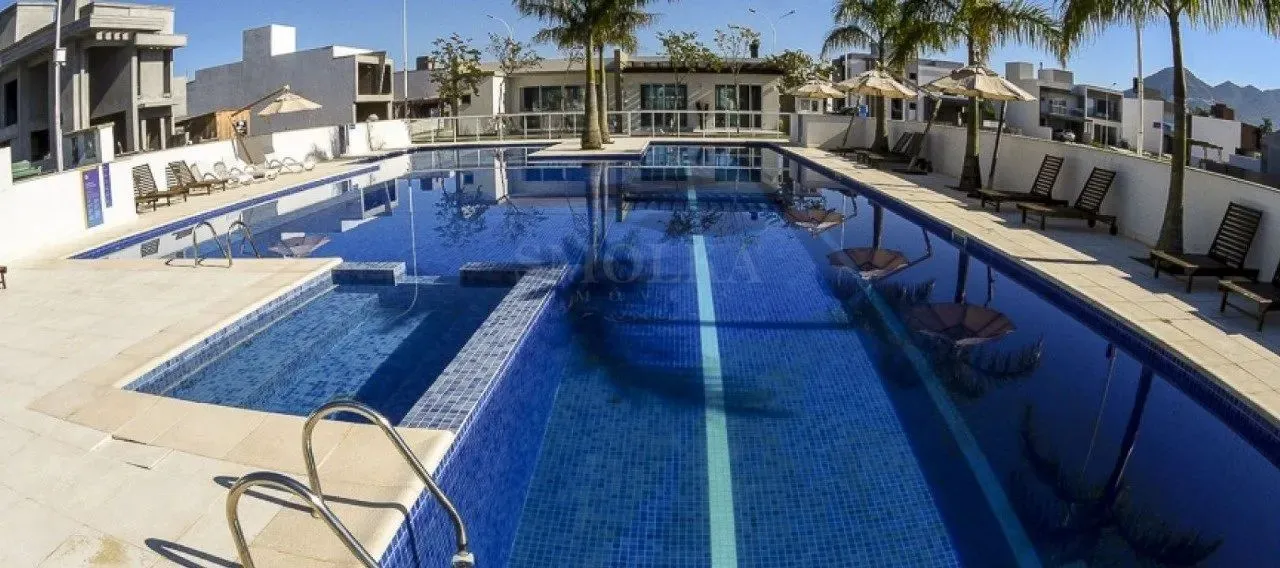 Terreno em Condomínio Fechado (COSTA DO SOL) no Deltaville em Biguaçu
