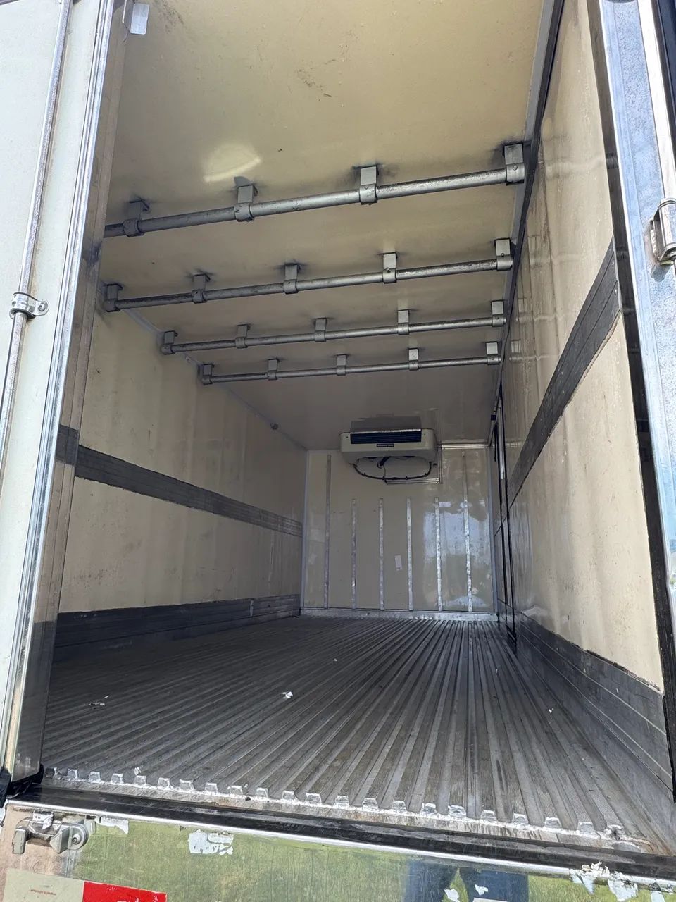 Caminhão Volkswagen Delivery 11.180 DRC 4x2 - Foto 12