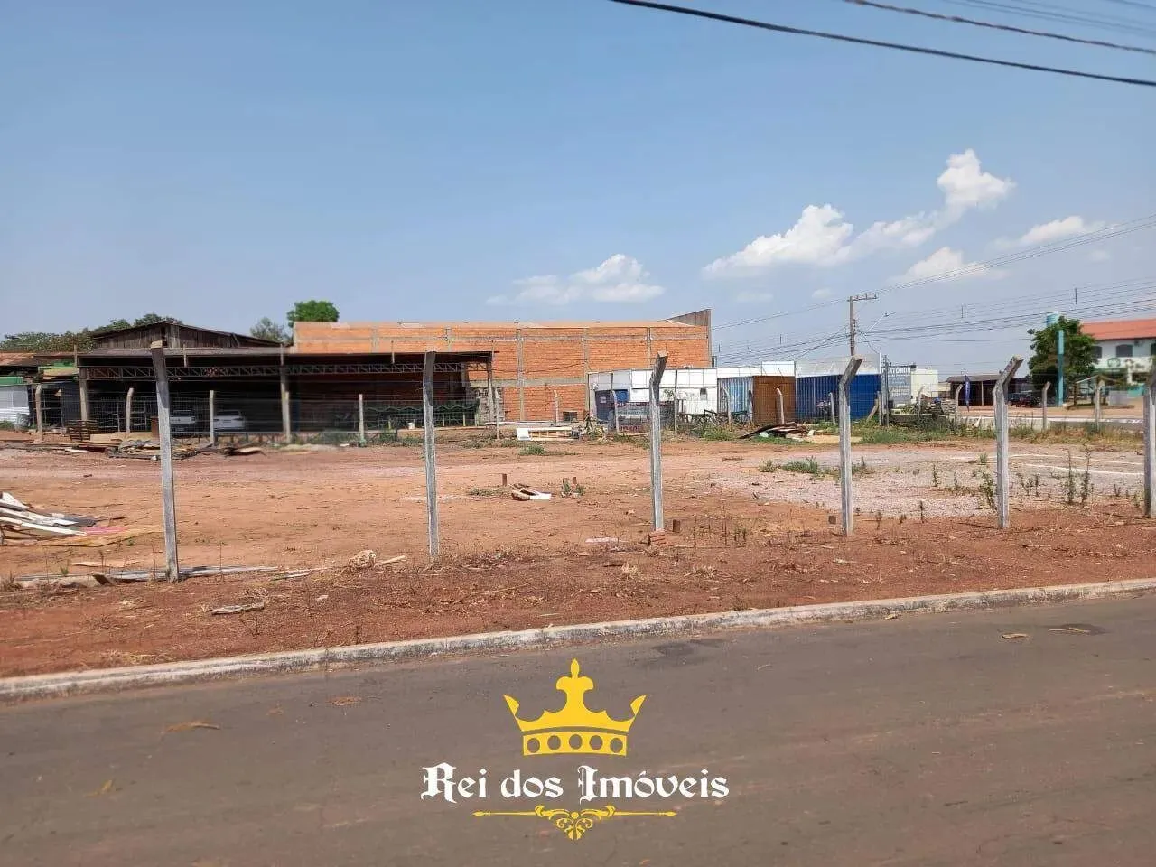 ALUGO LOTE COMERCIAL AVENIDA FERNANDO CORREA DA COSTA