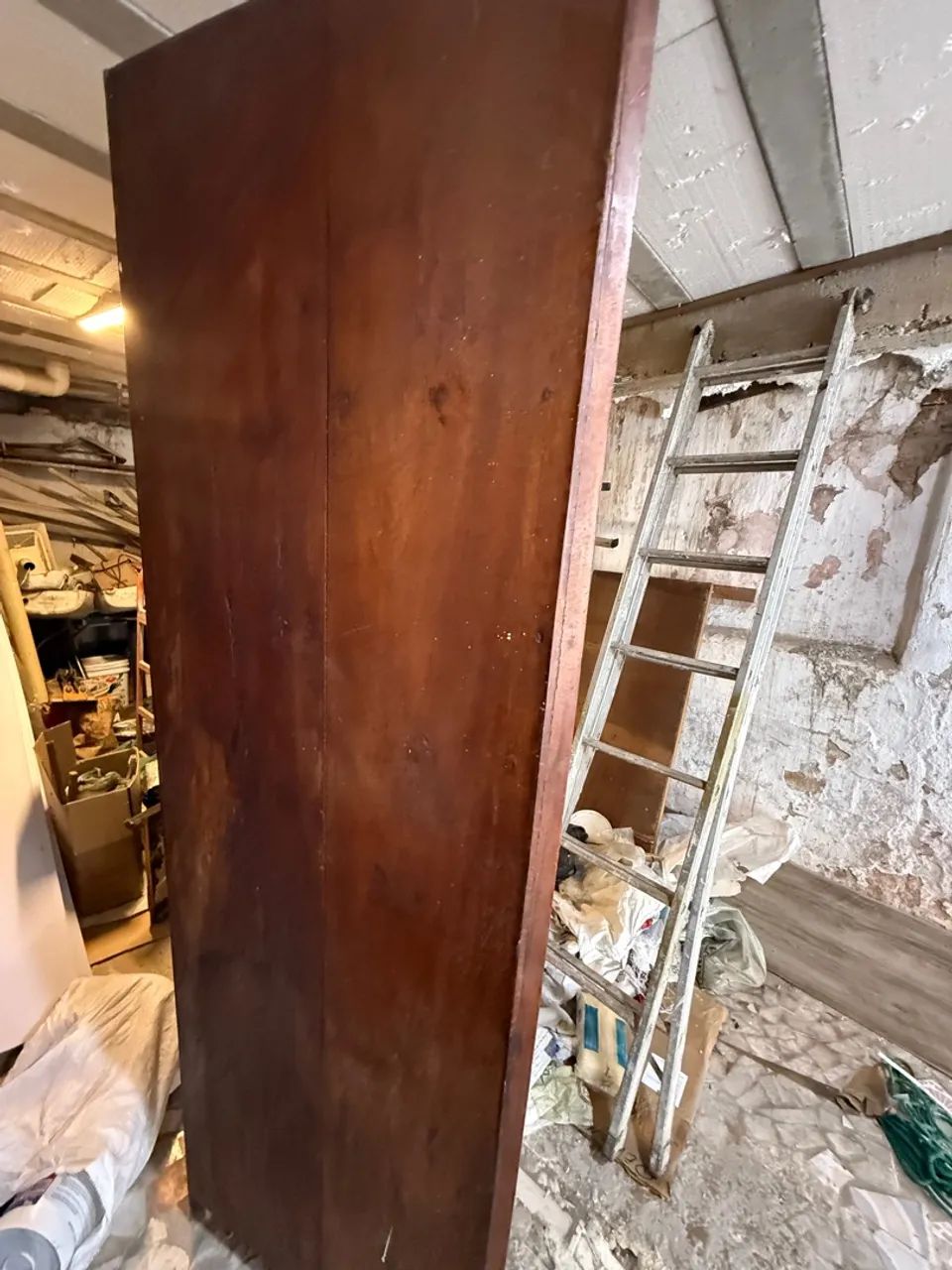 Estante de madeira maciça 64750747436419124