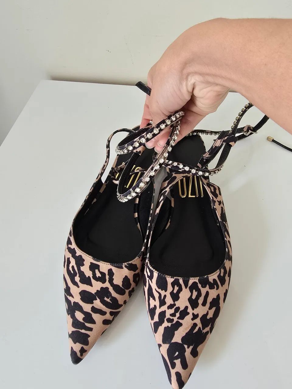 Sapatilha slingback UZA 