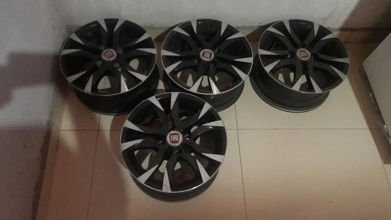 Jogo de Rodas Aro 14 Originais Fiat