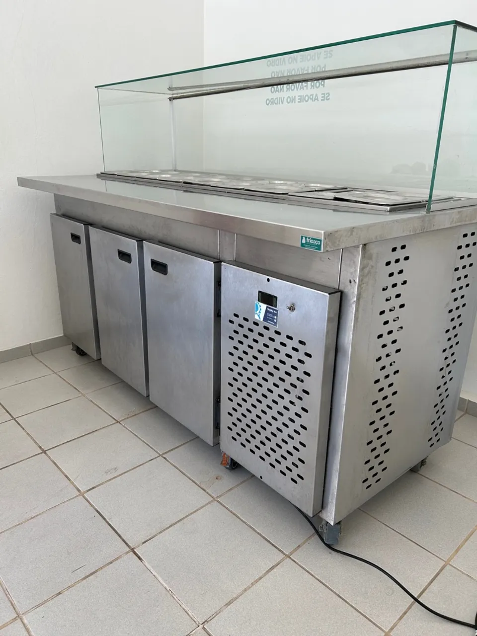 Codimentadora 14 Cubas Frias 4 Quente 220v Frioaço Cond-r430 (Usado)