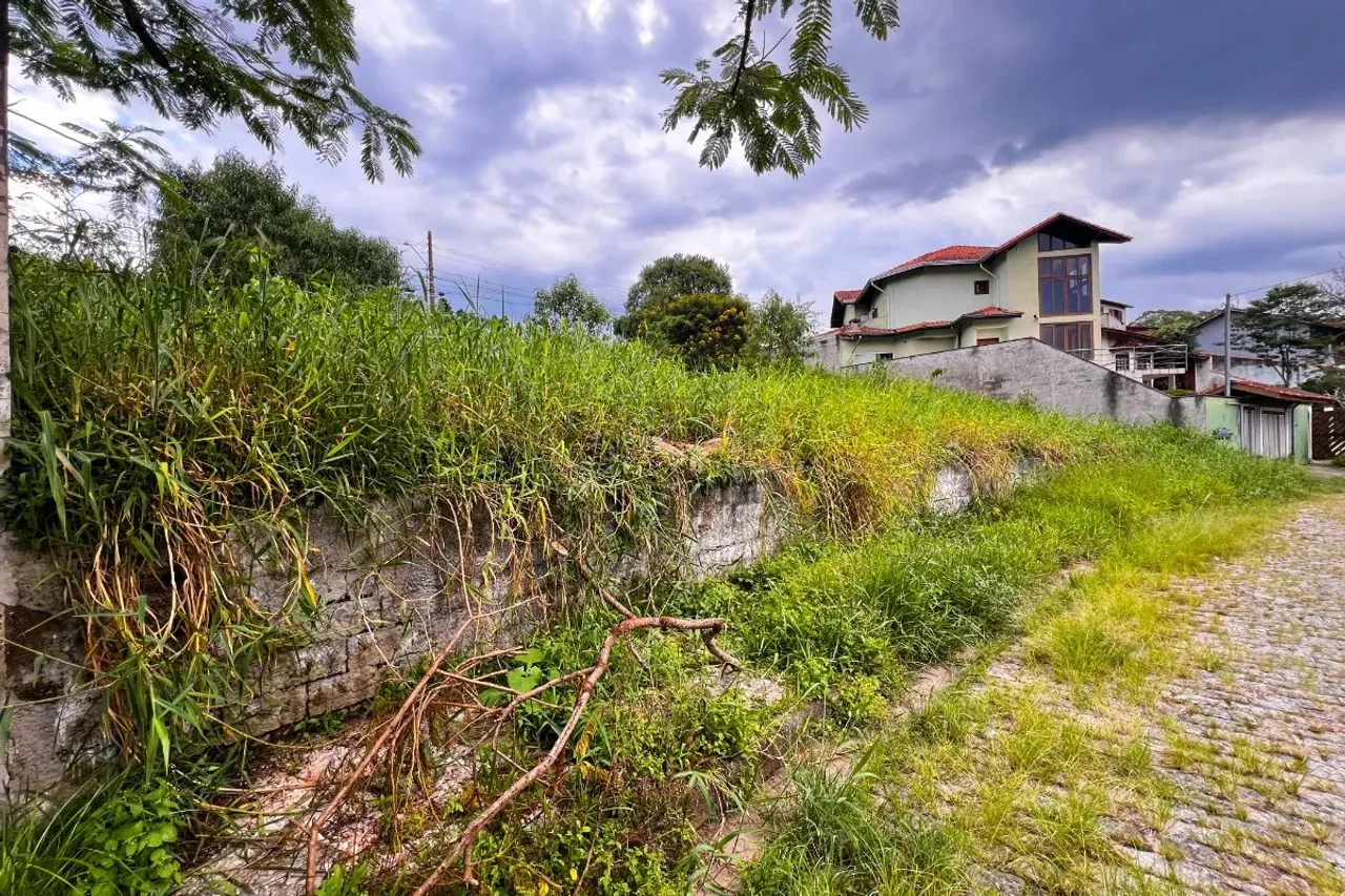 Terreno residencial para venda em Santa Luzia, 356m²