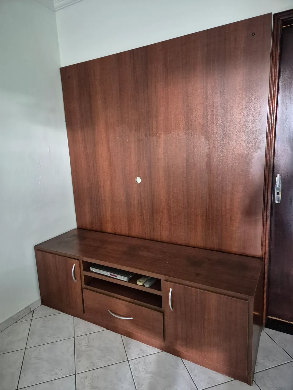 Rack com Painel Amadeirado para TV