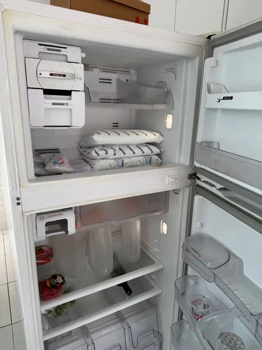 Geladeira Brastemp ative 406L