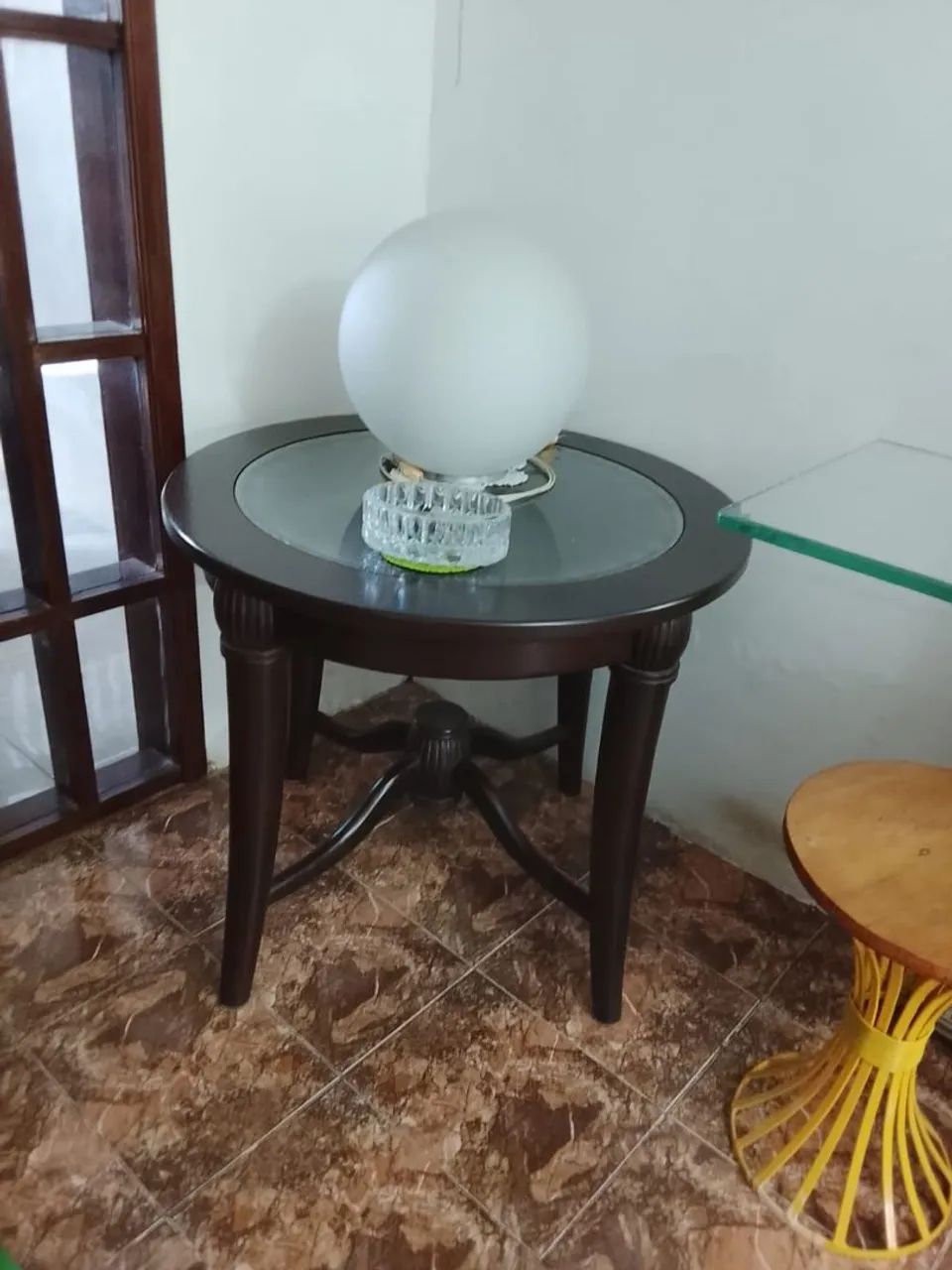 Linda mesa de canto. - Foto 2